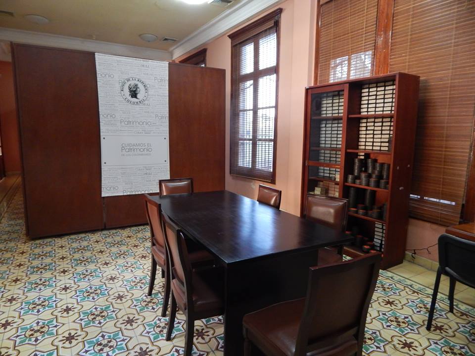 Biblioteca Bartolomé Calvo Banco de la Repúlbica Cartagena 3